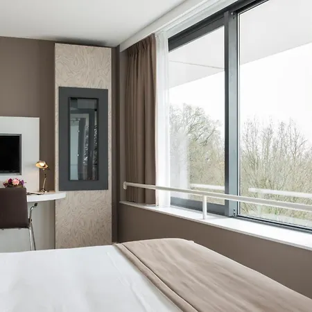 Fletcher Hotel-restaurant De Wageningsche Berg 4*