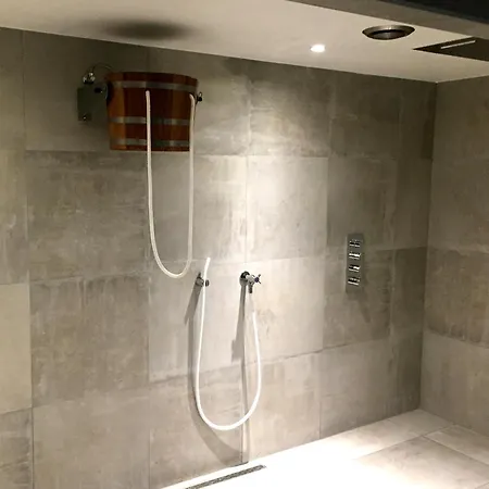 Otel Fletcher Hotel-restaurant De Wageningsche Berg 4*