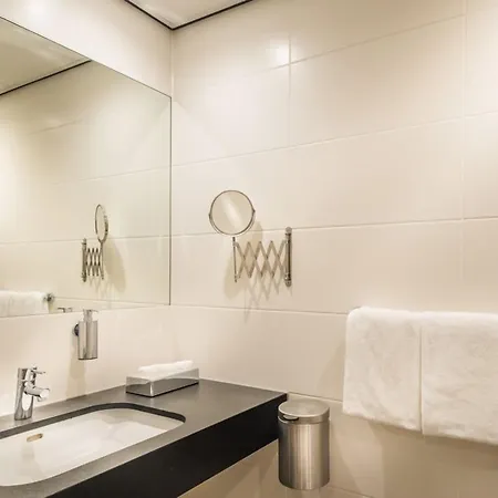 Hotel Fletcher Hotel-restaurant De Wageningsche Berg 4*