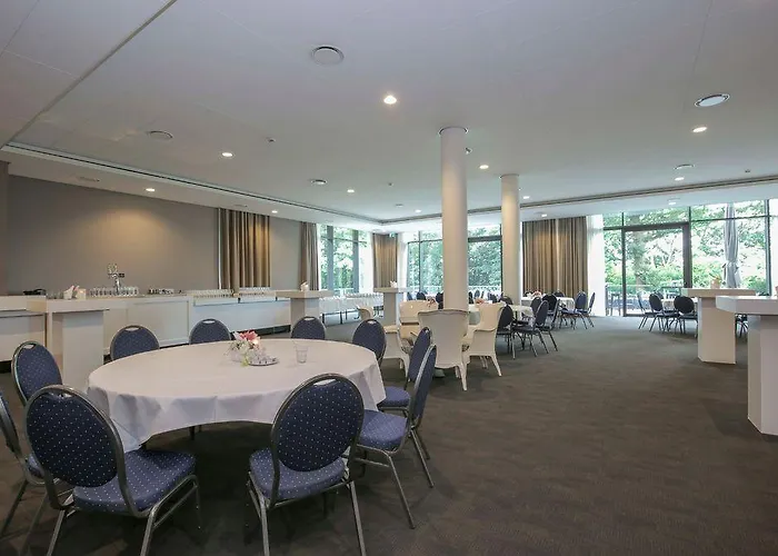 Fletcher Hotel-restaurant De Wageningsche Berg Отель