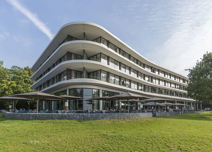 Fletcher Hotel-restaurant De Wageningsche Berg 4* Βαγκενίνγκεν