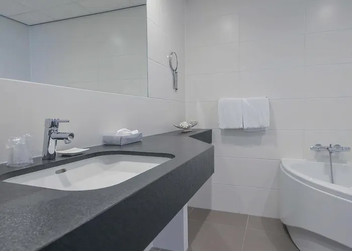 호텔 Fletcher Hotel-restaurant De Wageningsche Berg 4*