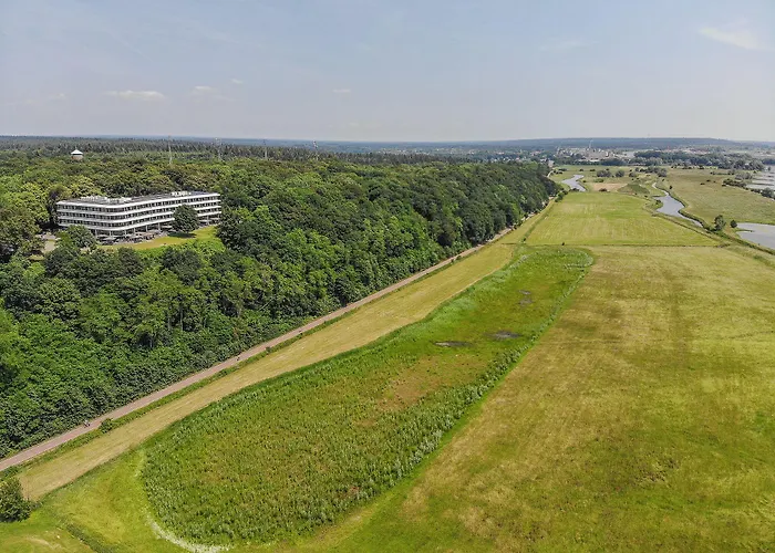 Fletcher Hotel-restaurant De Wageningsche Berg Отель