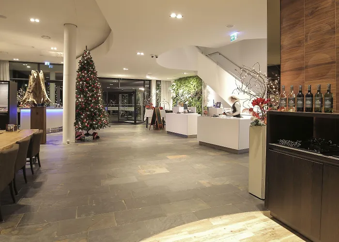 Fletcher Hotel-restaurant De Wageningsche Berg 4* Вагенинген