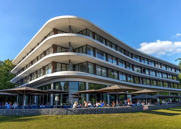 Fletcher Hotel-restaurant De Wageningsche Berg 4* Вагенинген