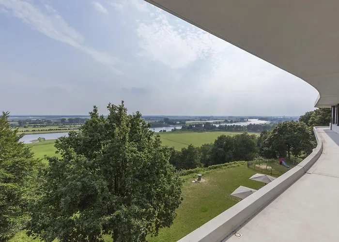 Отель Fletcher Hotel-restaurant De Wageningsche Berg Вагенинген