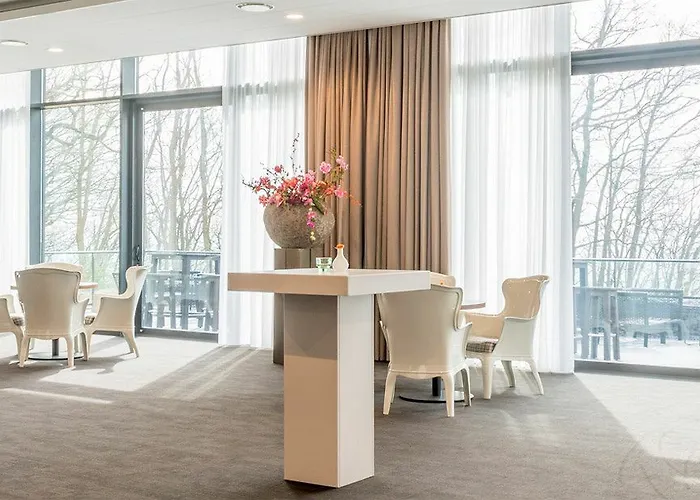 Fletcher Hotel-restaurant De Wageningsche Berg 4* 와게닌겐