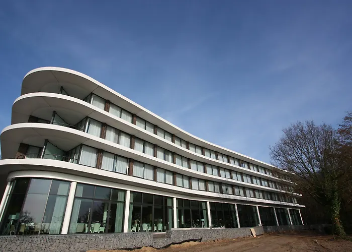 Отель Fletcher Hotel-restaurant De Wageningsche Berg