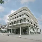 מלון Fletcher Hotel-restaurant De Wageningsche Berg 4*