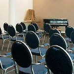 Fletcher Hotel-restaurant De Wageningsche Berg מלון