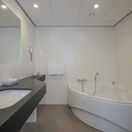 Fletcher Hotel-restaurant De Wageningsche Berg Hotel 4*